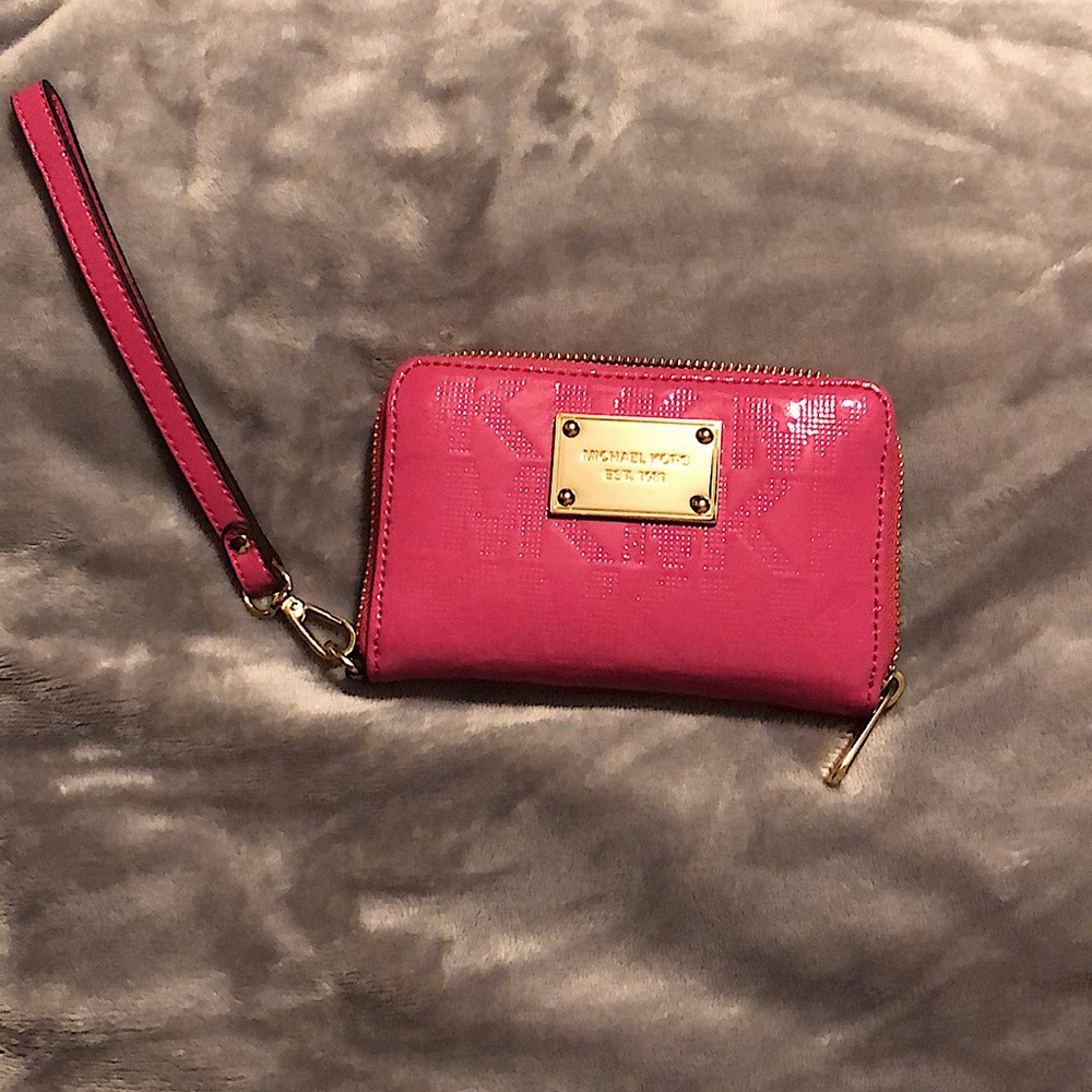 Authentic Michael Kors Wristlet